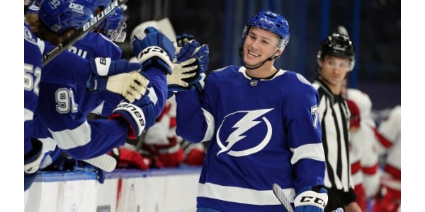 Ross Colton scorer to ganger, Lightning forbereder seg på en seiersrekke på fire kamper